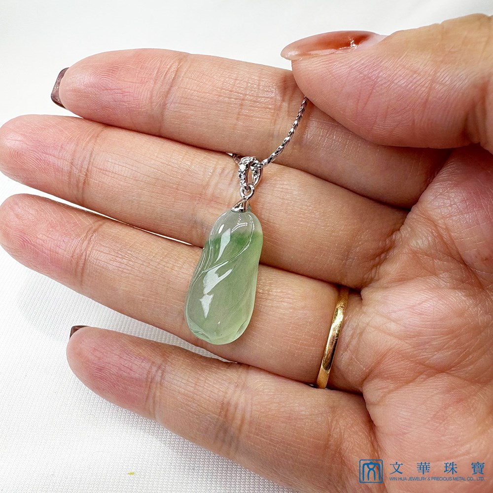 高冰飄綠白菜玉墜