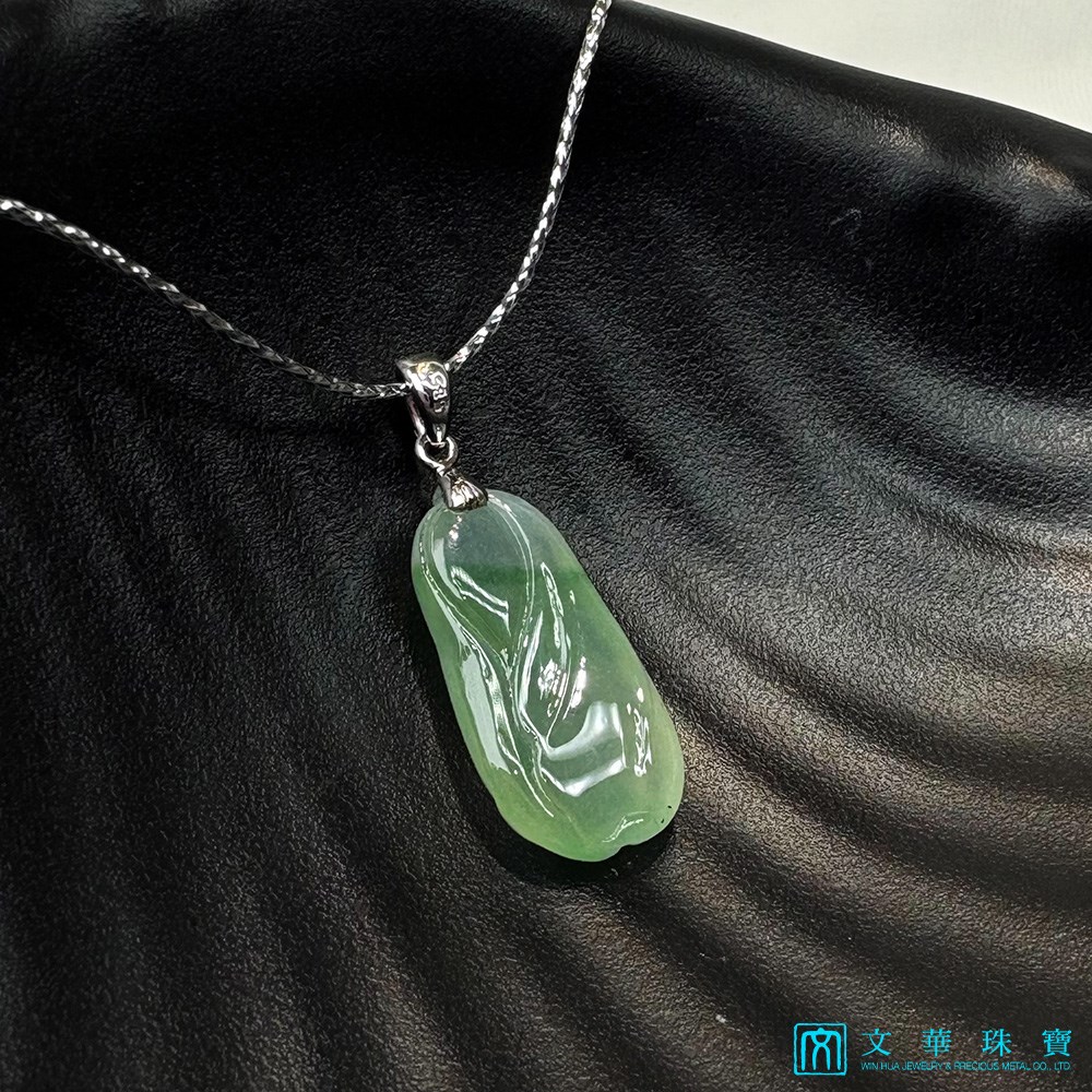 高冰飄綠白菜玉墜