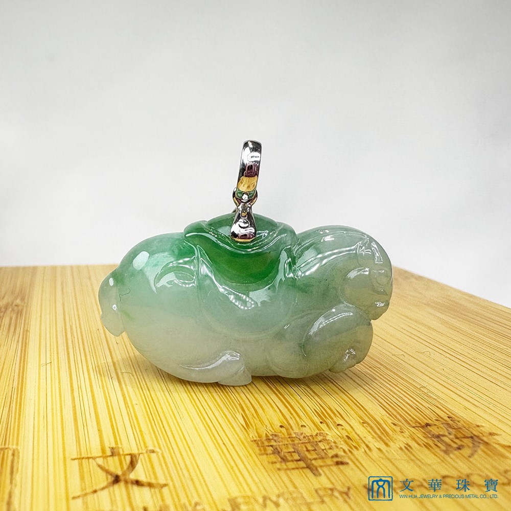 翡翠駿馬馱財玉墜 