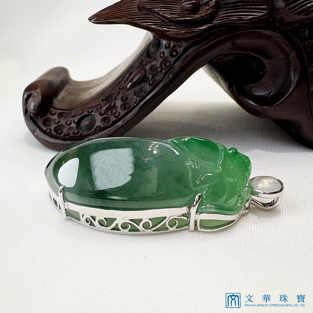 翡翠猴桃獻壽玉墜