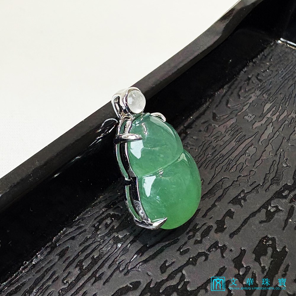 高冰滿綠葫蘆玉墜