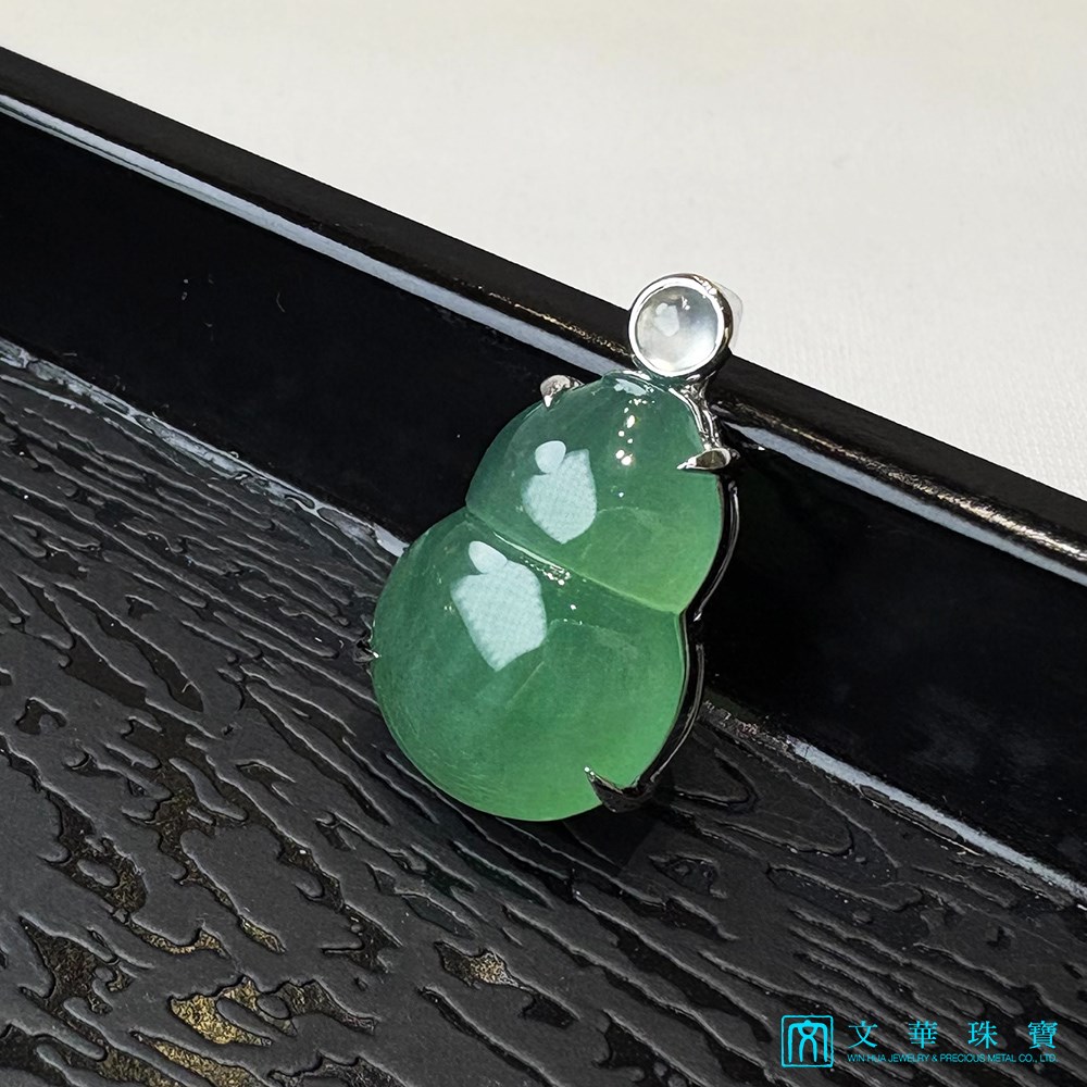 高冰滿綠葫蘆玉墜