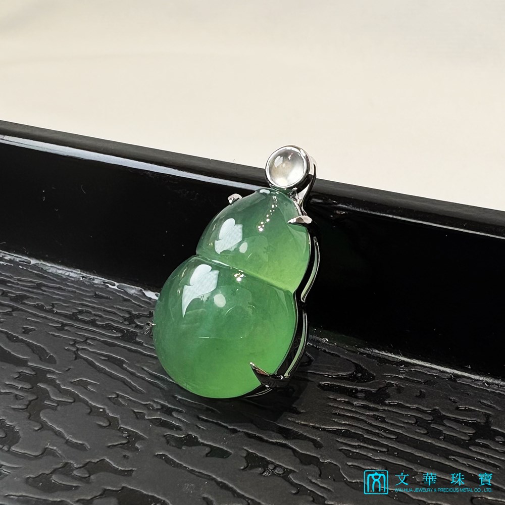 高冰滿綠葫蘆玉墜