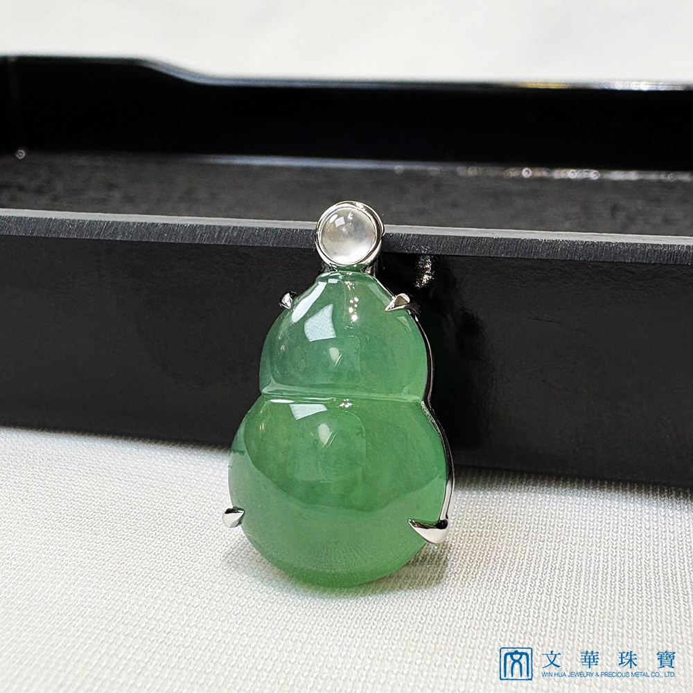 高冰滿綠葫蘆玉墜
