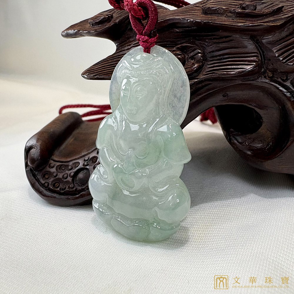 冰糯芙蓉綠寶瓶觀音 贈精美中國繩乙入(已售出)