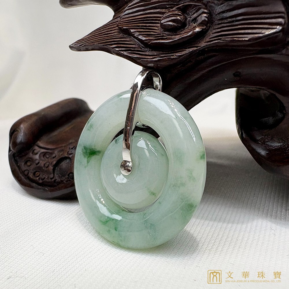 冰糯種飄綠花母子扣玉墜