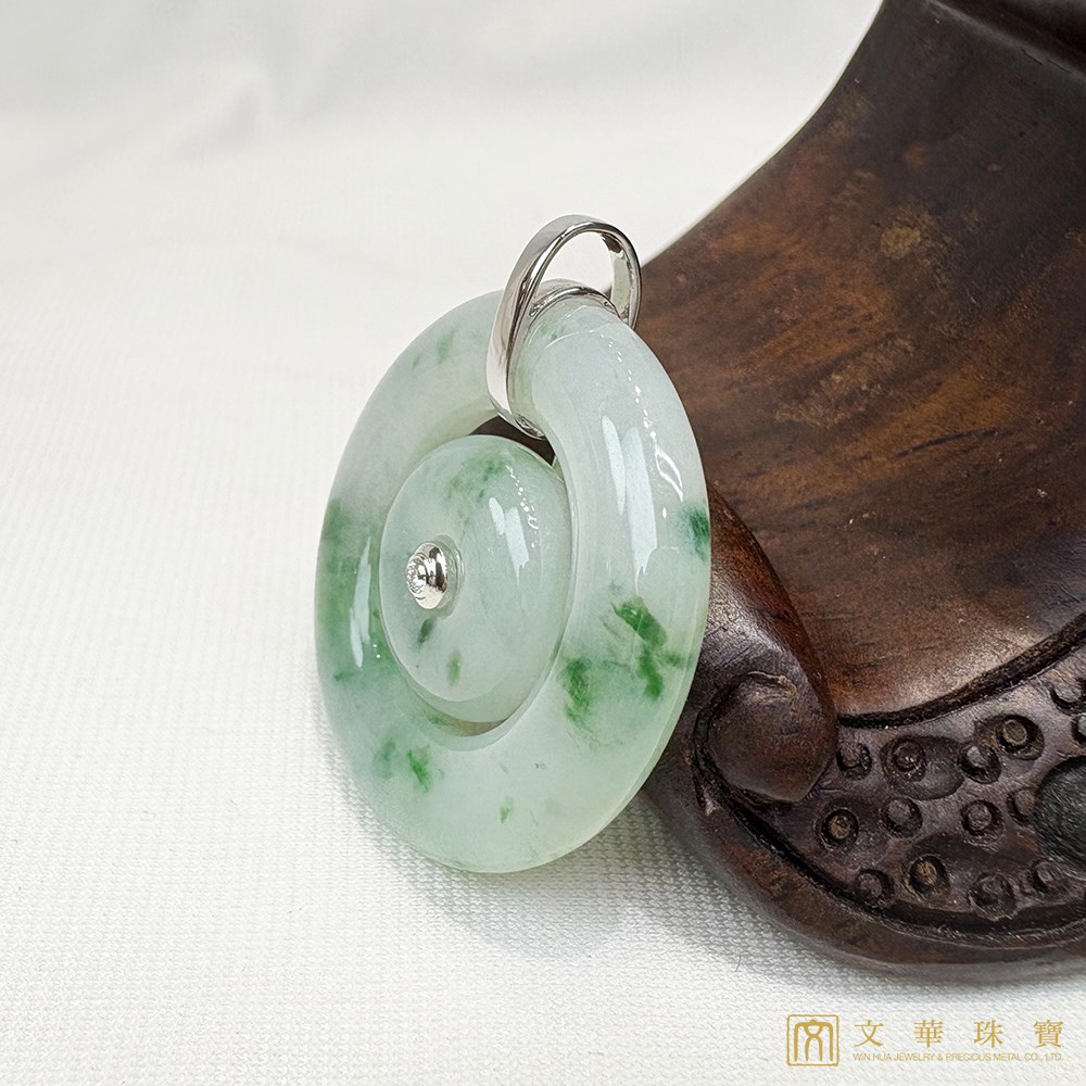 冰糯種飄綠花母子扣玉墜