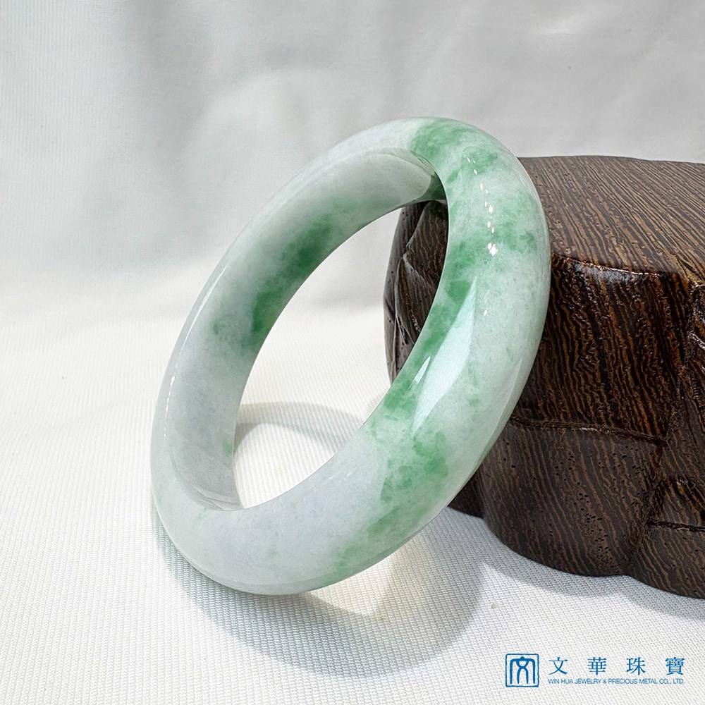 白底青翡翠玉鐲 約18圍