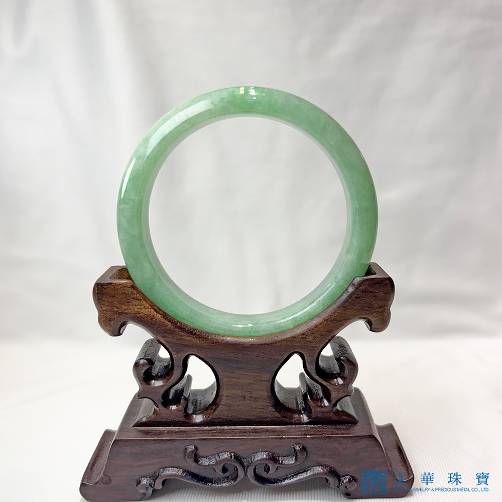 蘋果綠翡翠玉鐲 約18.8圍