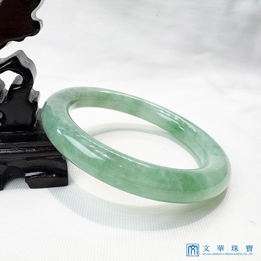  蘋果綠正圓條翡翠玉鐲 約18.5圍
