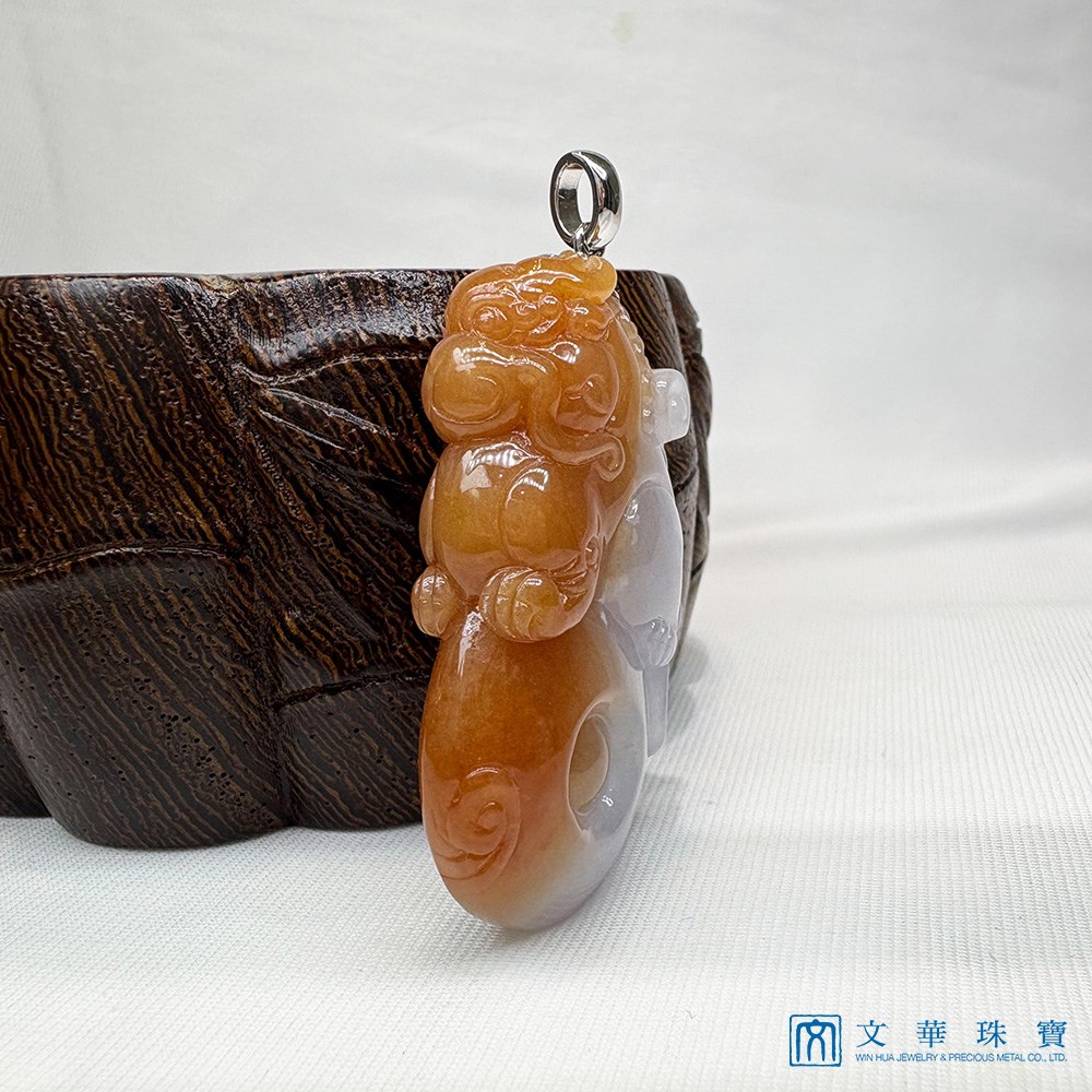 麒麟才子雙彩翡翠玉墜(已售出)