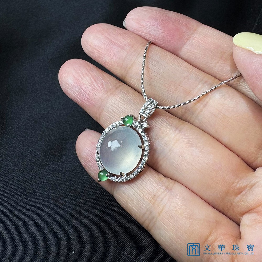 圓滿如月冰種蛋面翡翠鑽墜