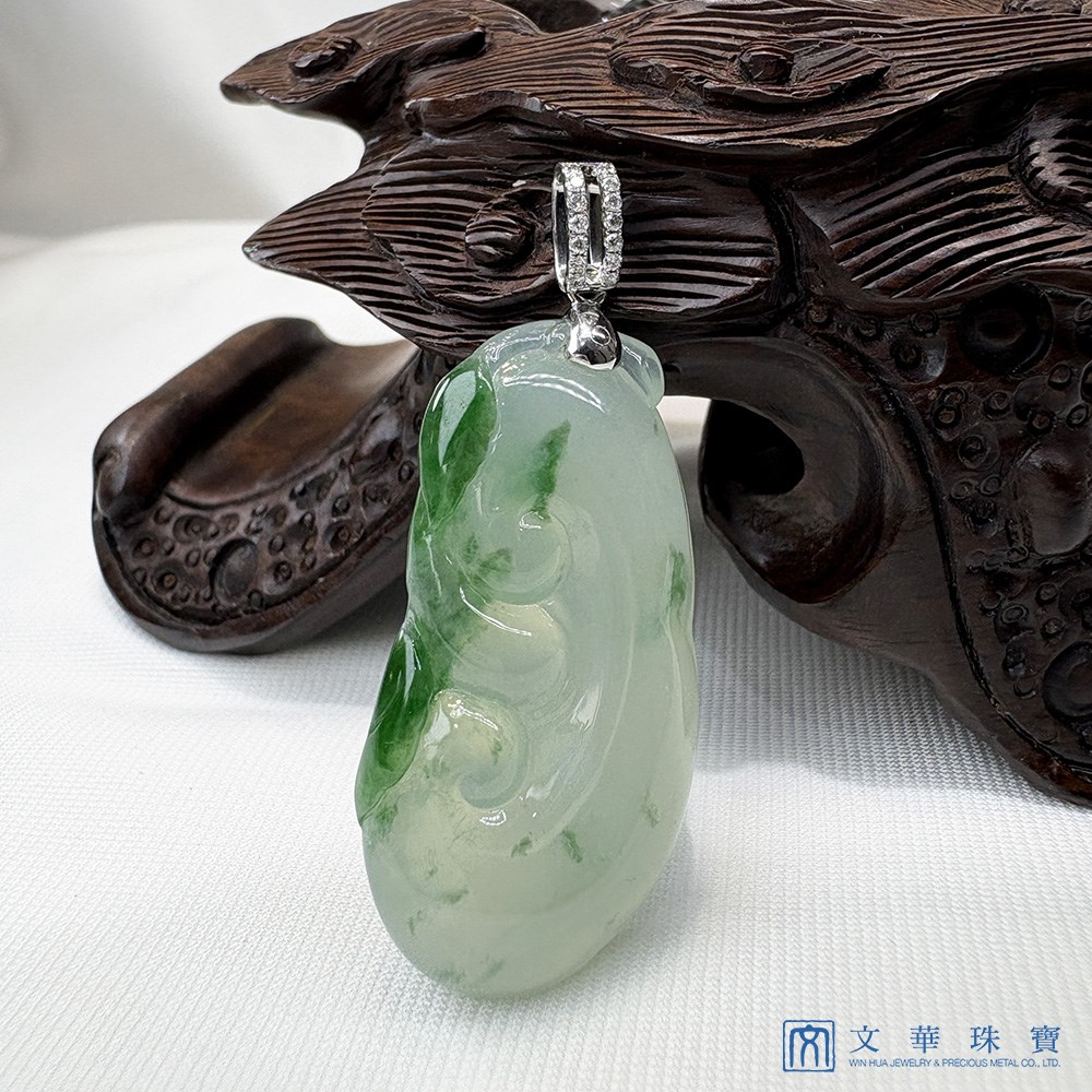冰種飄綠如意翡翠玉墜