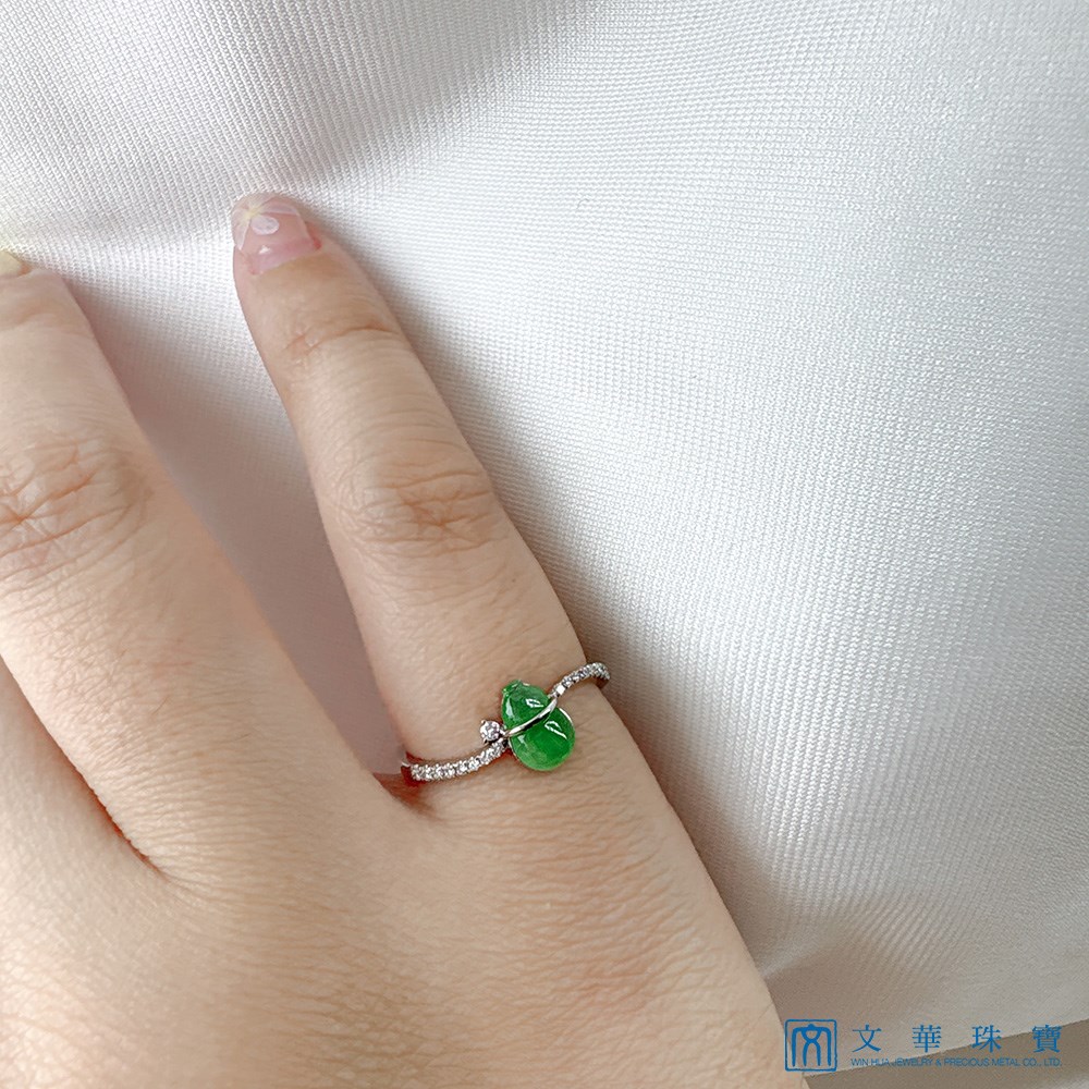 翡翠冰綠葫蘆鑽戒 國際圍10號