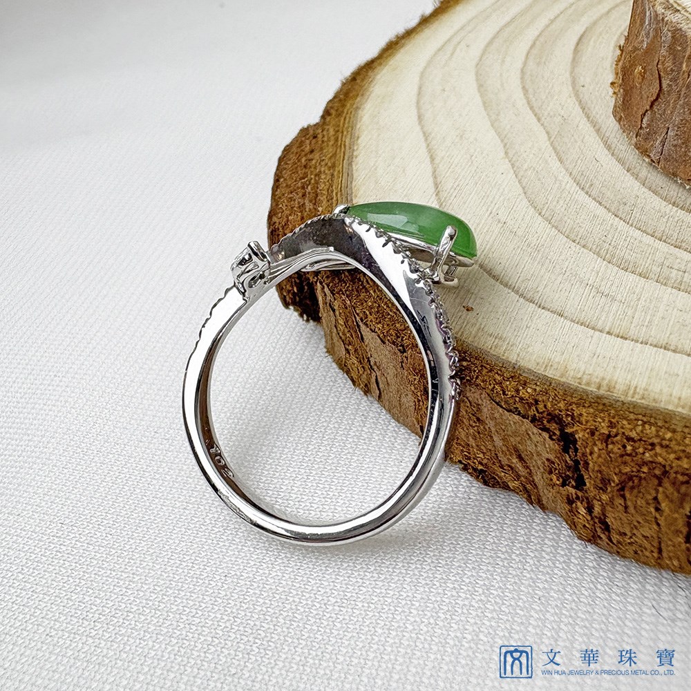 翡翠水滴藤蔓鑽戒 國際圍11號