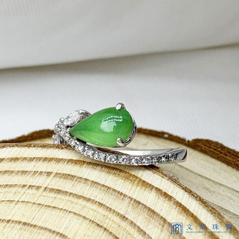 翡翠水滴藤蔓鑽戒 國際圍11號