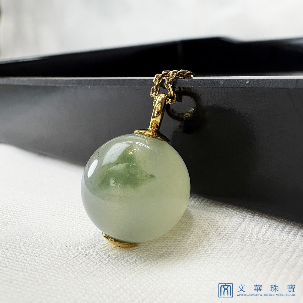 冰種飄綠圓珠黃K玉墜 不含鍊