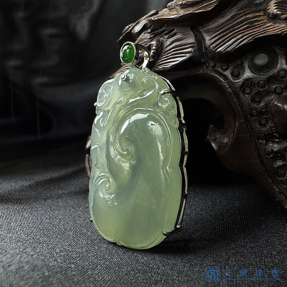 高冰種猴攀如意翡翠玉墜