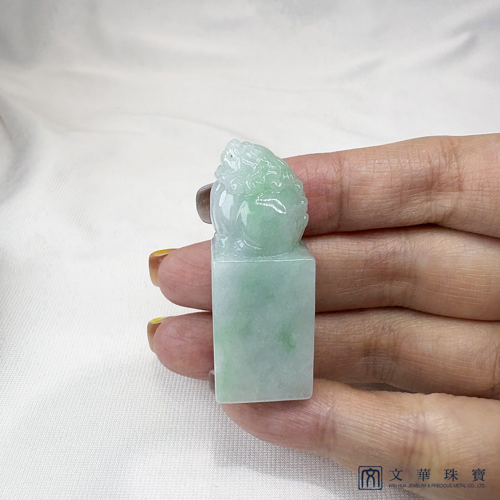翡翠雪靈玉獅方印
