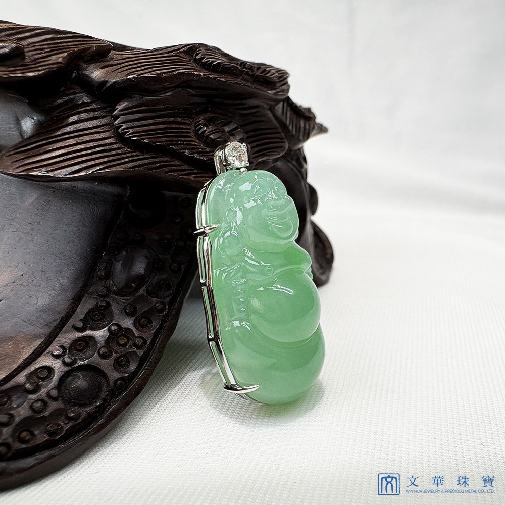 蘋果綠滿色彌勒佛翡翠玉墜 贈中國寶石鑑定證書