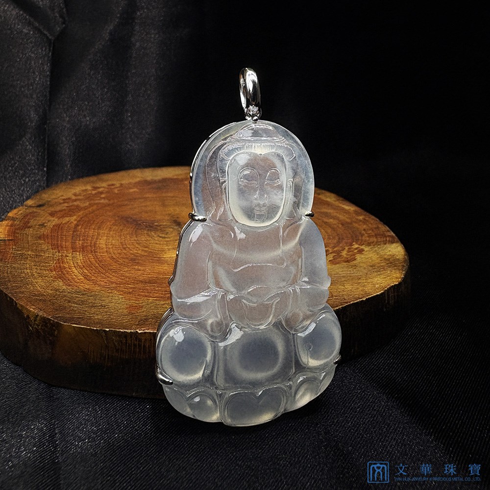 玻璃種白月光大件觀音玉墜