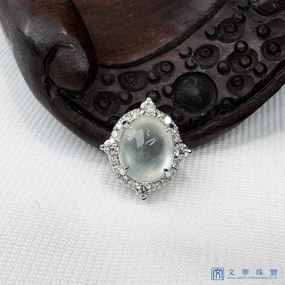 翡翠玻璃種蛋面星芒鑽墜(已售出)