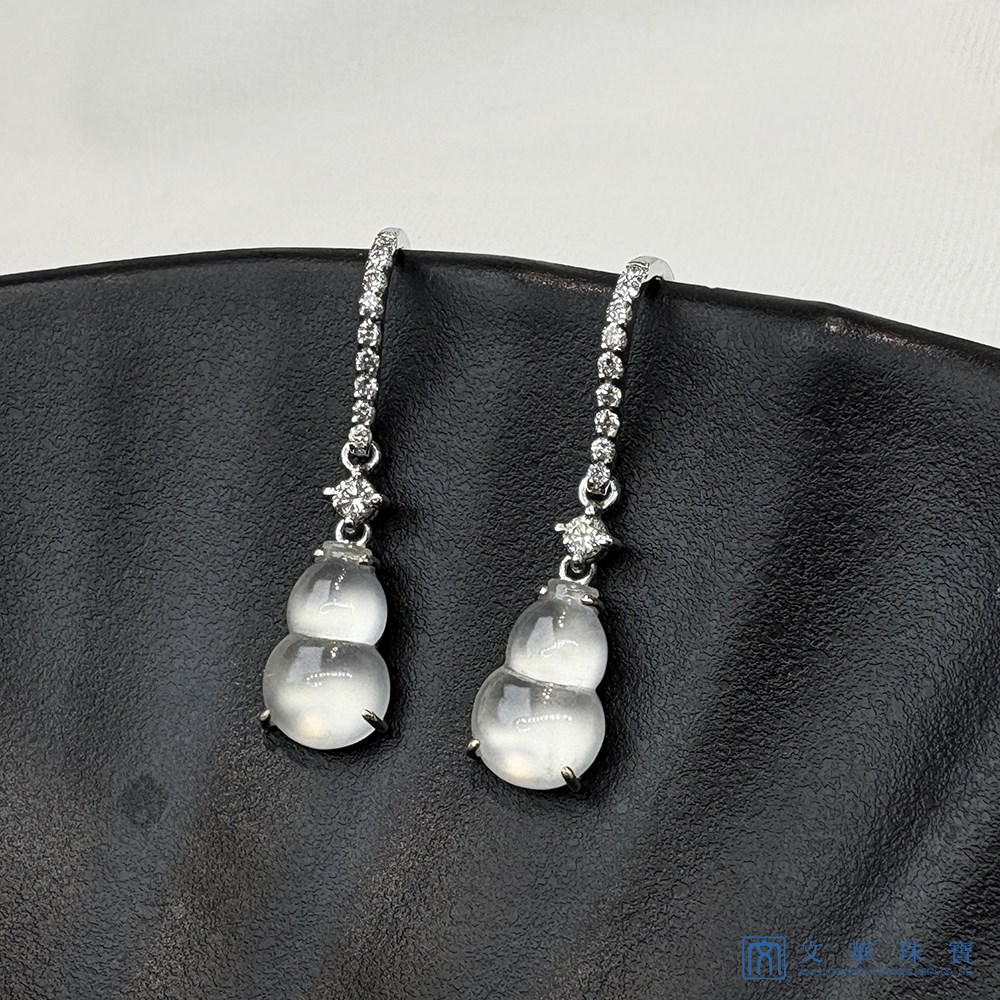 翡翠玻璃種葫蘆鑽石耳環(已售出)