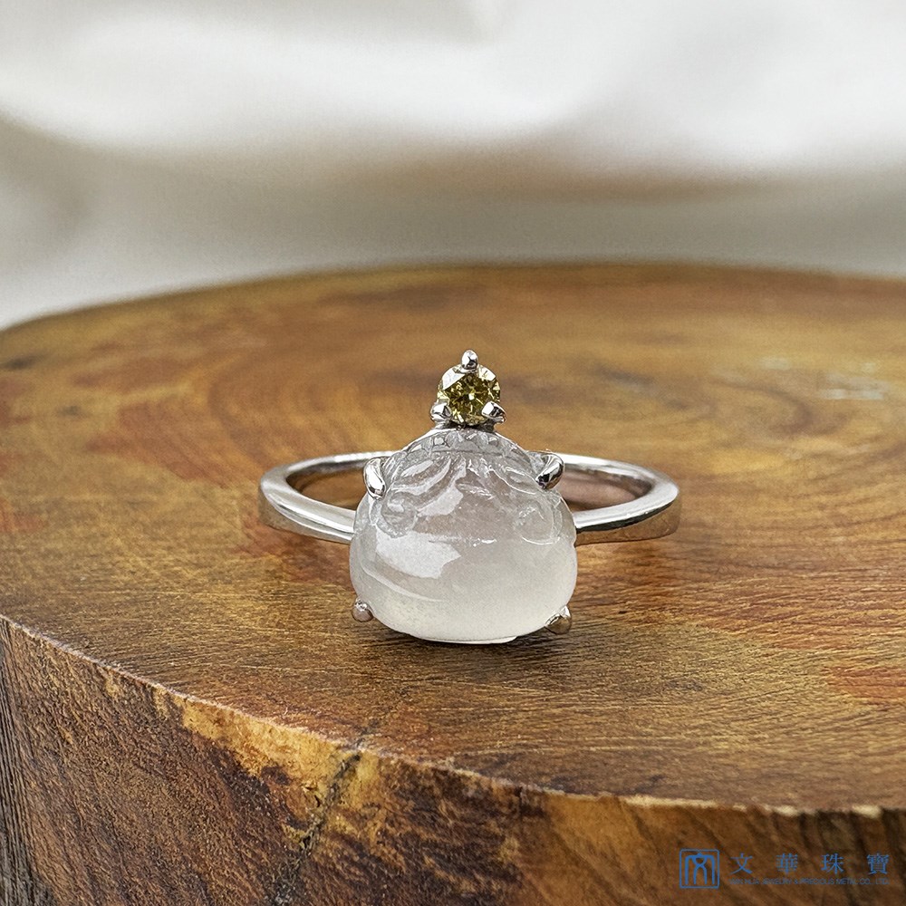 高冰種三腳蟾咬錢招財玉戒 國際圍9.5圍