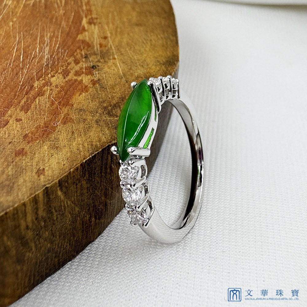 翡翠隨形如葉鑽石線戒 國際圍11圍