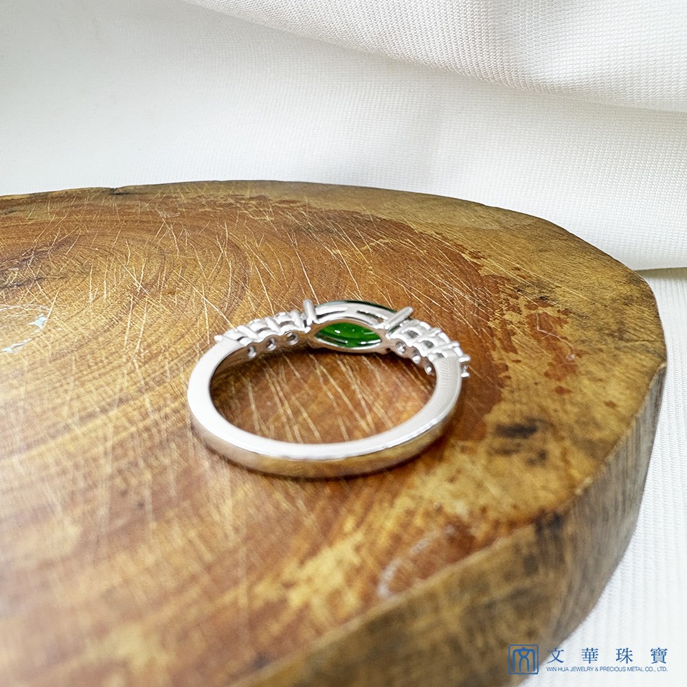 翡翠隨形如葉鑽石線戒 國際圍11圍