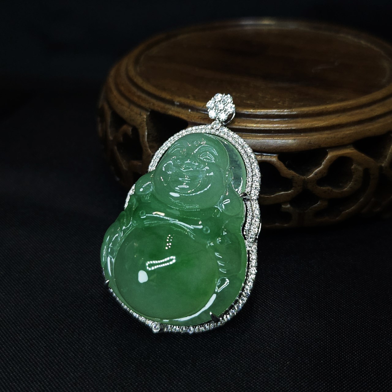 翡翠玻璃種翠綠彌勒佛鑽墜