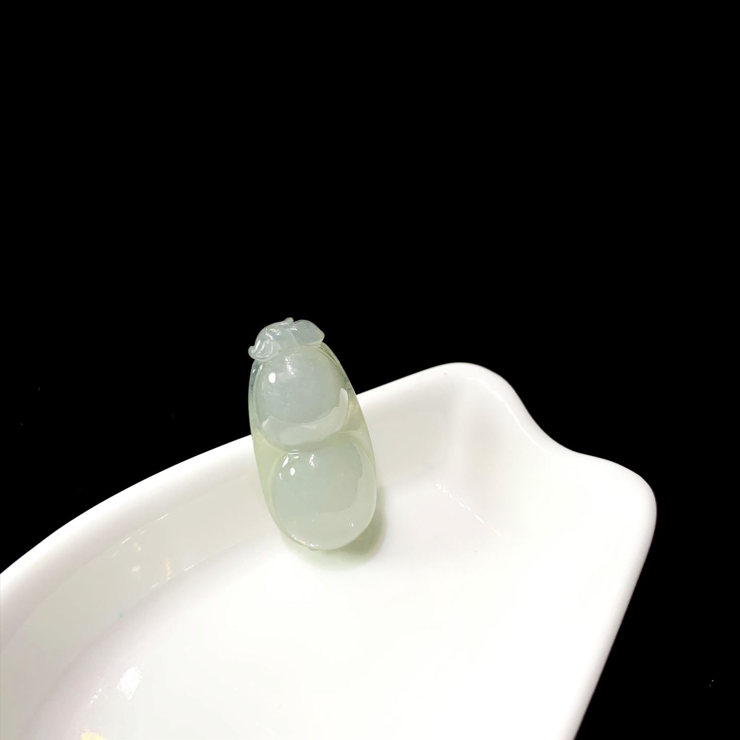 冰糯種豆莢玉墜(已售出)