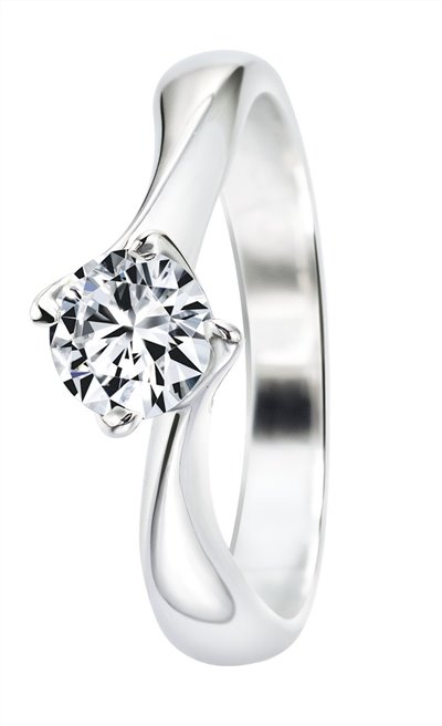 經典四爪鑽戒 Classic