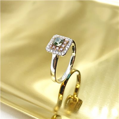 方形變色龍彩鑽戒指 