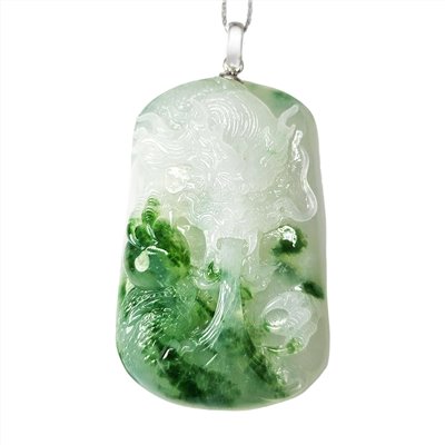 翡翠神龍吐焰玉牌 