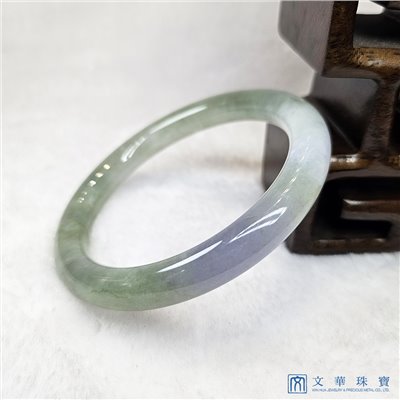 冰種春帶彩翡翠圓鐲(18圍)